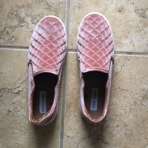 Steve Madden quilted slip ons